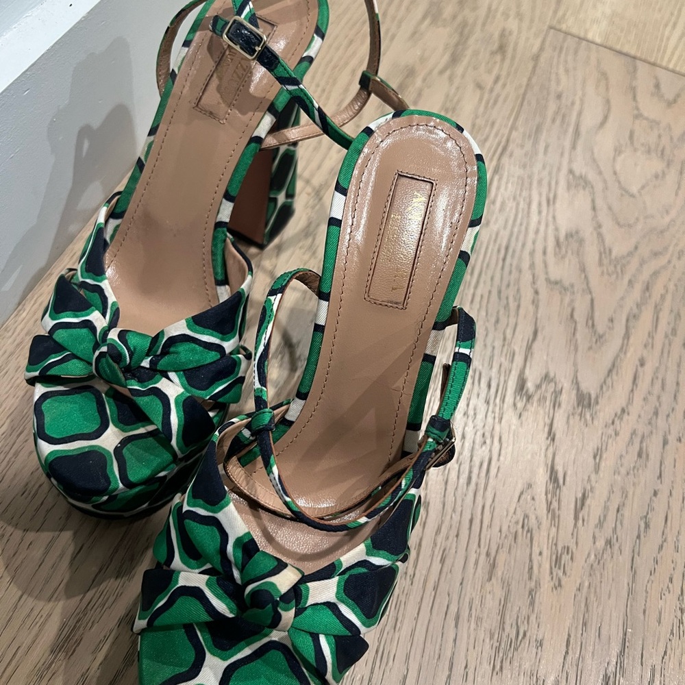 Green and Black High Heels with Open Toe Design and Adjustable Ankle Strap